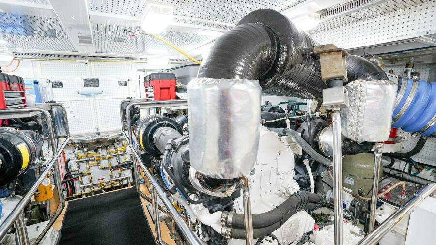 Insignia 86ft Outer Reef Yachts Yacht For Sale