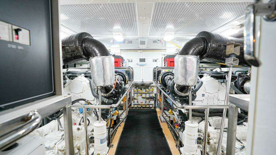 Insignia 86ft Outer Reef Yachts Yacht For Sale