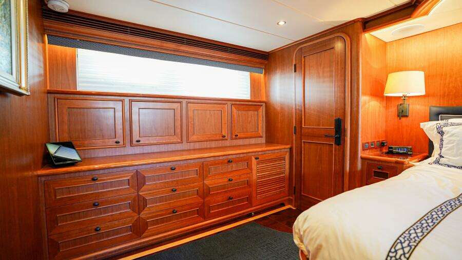 Insignia 86ft Outer Reef Yachts Yacht For Sale