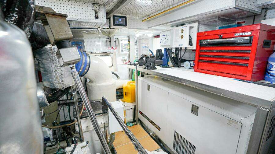 Insignia 86ft Outer Reef Yachts Yacht For Sale