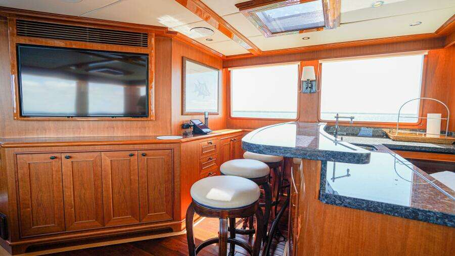 Insignia 86ft Outer Reef Yachts Yacht For Sale