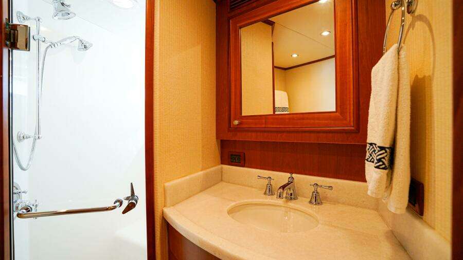 Insignia 86ft Outer Reef Yachts Yacht For Sale