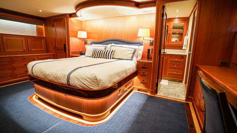 Insignia 86ft Outer Reef Yachts Yacht For Sale