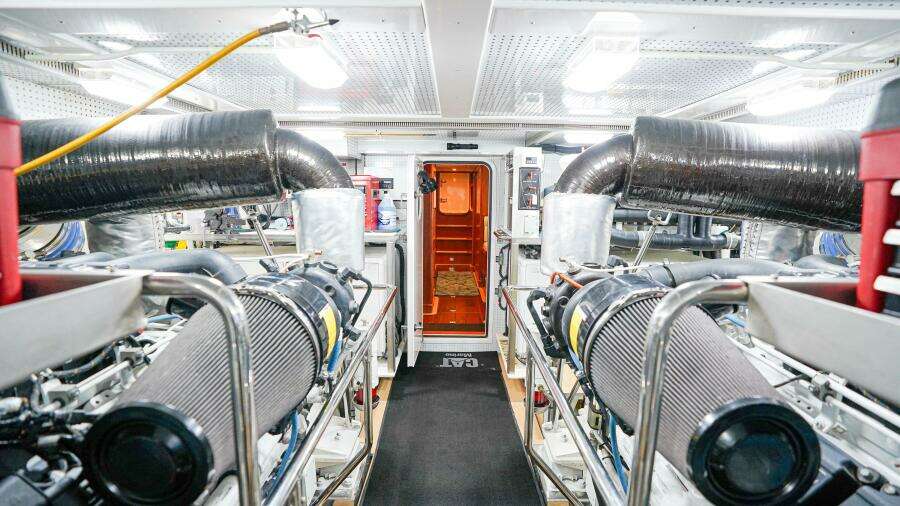 Insignia 86ft Outer Reef Yachts Yacht For Sale