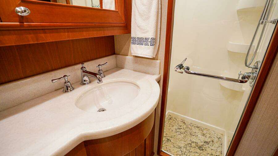 Insignia 86ft Outer Reef Yachts Yacht For Sale