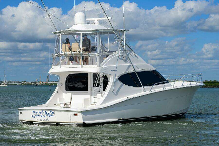 Hatteras 54 SEA NYLE - Exterior