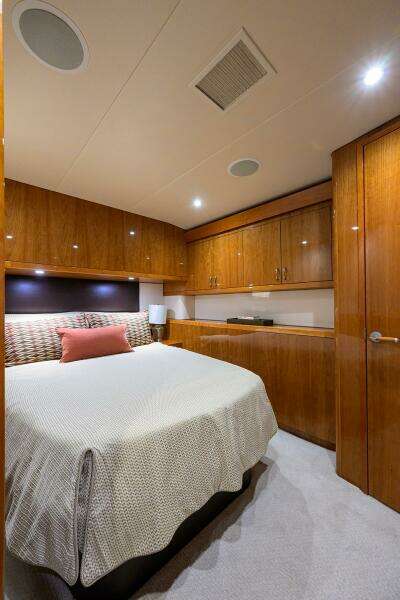 Hatteras 54 SEA NYLE - Master Stateroom