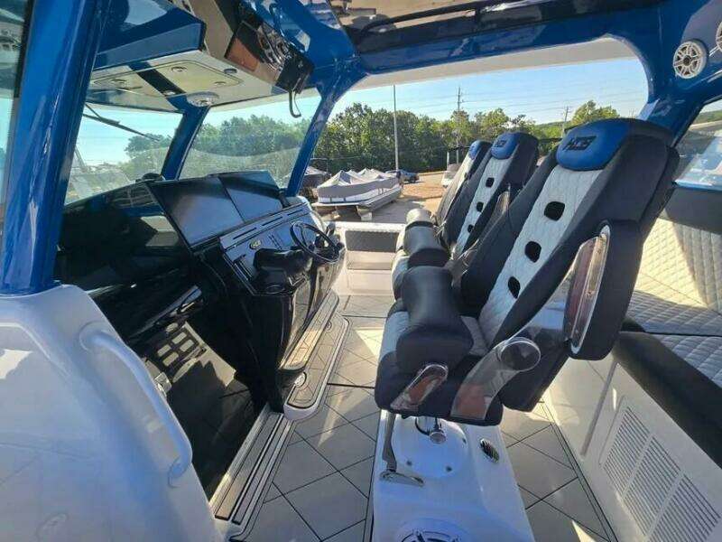 48ft HCB Yacht For Sale