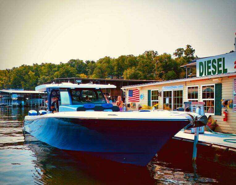 48ft HCB Yacht For Sale