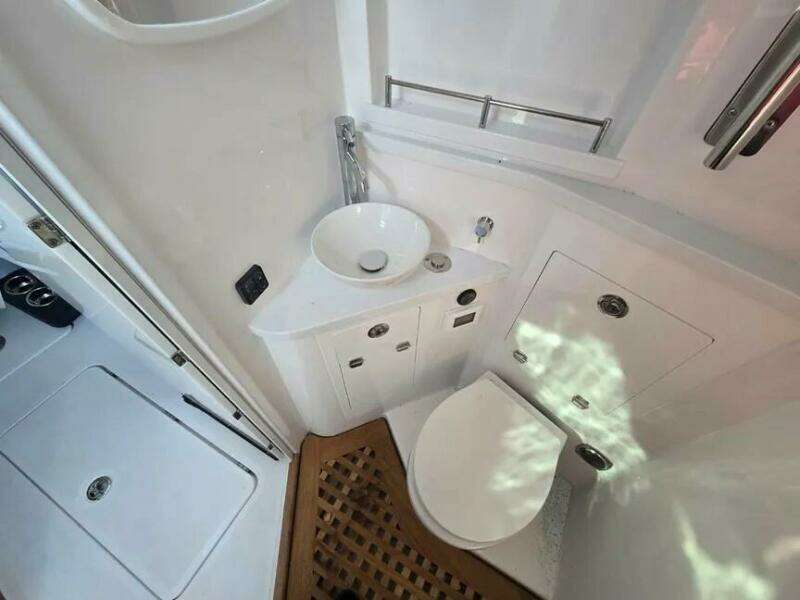 48ft HCB Yacht For Sale