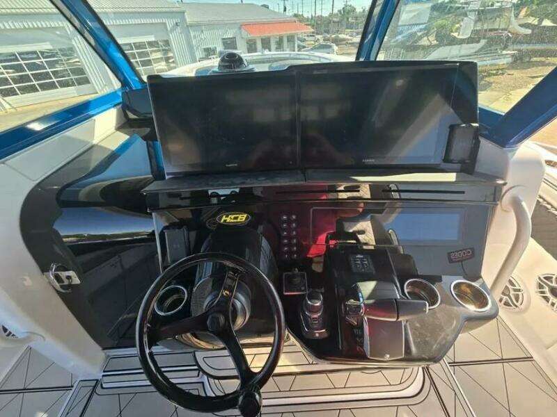 48ft HCB Yacht For Sale