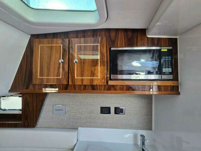 48ft HCB Yacht For Sale