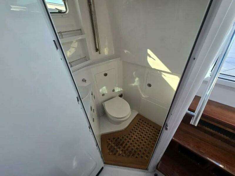 48ft HCB Yacht For Sale