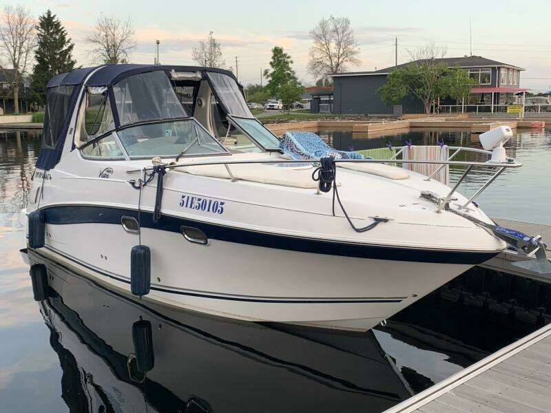 26ft Four Winns Yacht For Sale