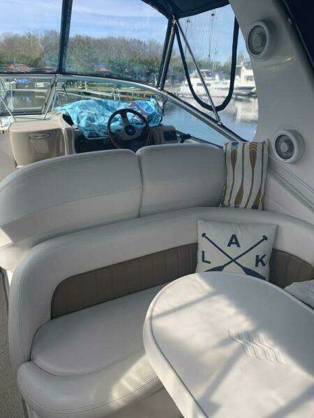 26ft Four Winns Yacht For Sale