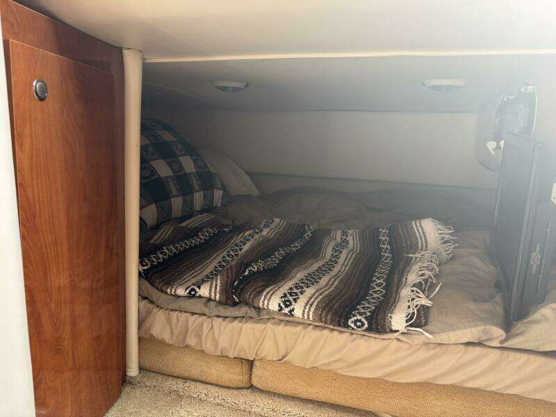 26ft Four Winns Yacht For Sale