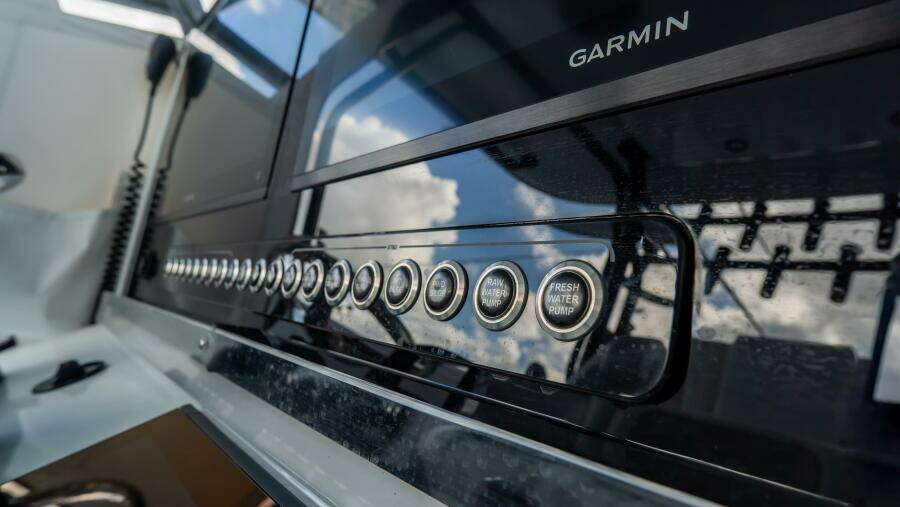 Freeman 38 38ft Freeman Yacht For Sale