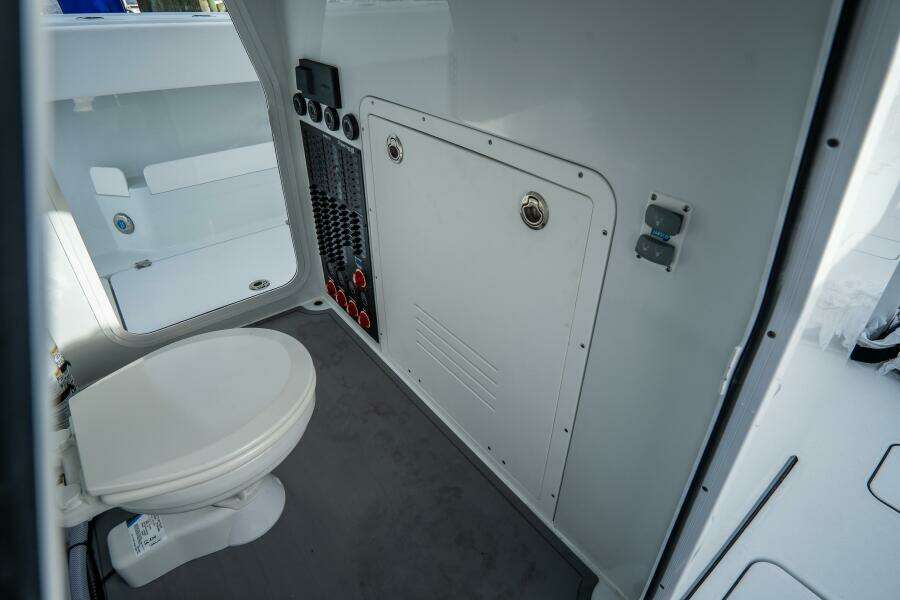 Freeman 38 38ft Freeman Yacht For Sale