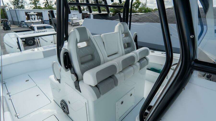 Freeman 38 38ft Freeman Yacht For Sale