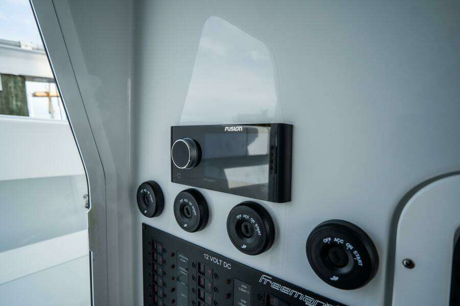 Freeman 38 38ft Freeman Yacht For Sale