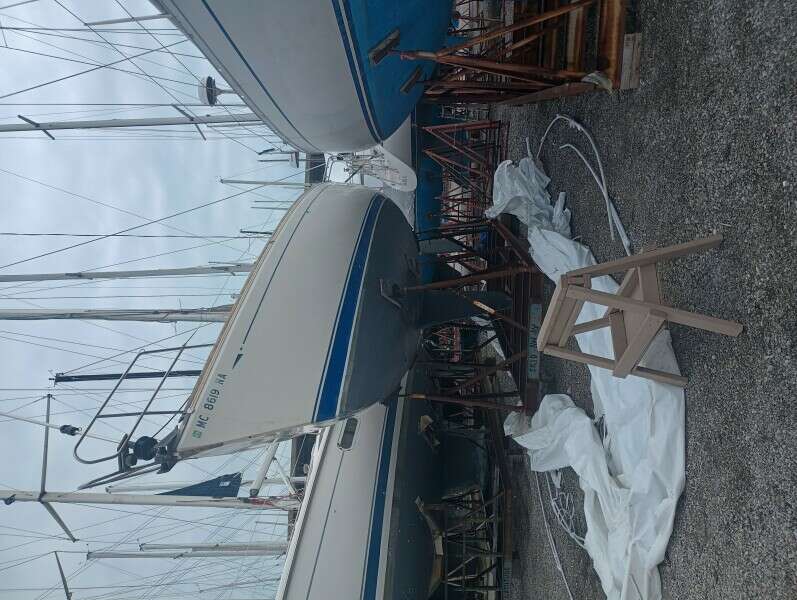 33ft CAL Yacht For Sale