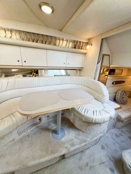 KNOT AT WORK 34ft Sea Ray Yacht For Sale