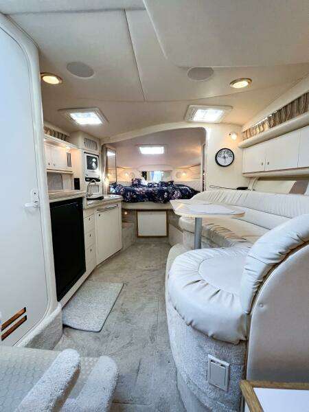 KNOT AT WORK 34ft Sea Ray Yacht For Sale