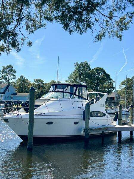 LOVIN  LIFE 35ft Carver Yacht For Sale