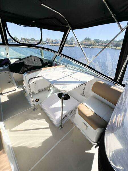 LOVIN  LIFE 35ft Carver Yacht For Sale
