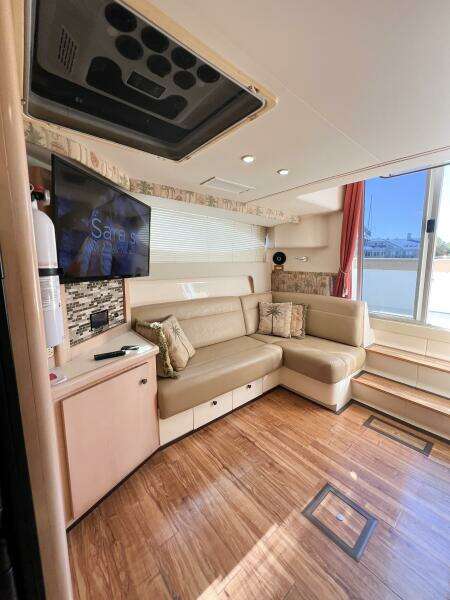 LOVIN  LIFE 35ft Carver Yacht For Sale