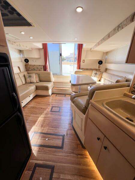 LOVIN  LIFE 35ft Carver Yacht For Sale