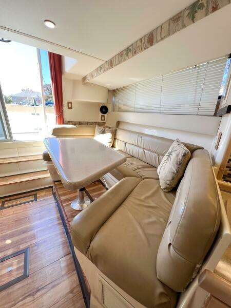 LOVIN  LIFE 35ft Carver Yacht For Sale