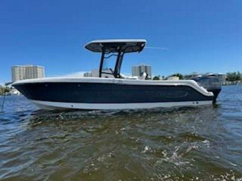 24ft Robalo Yacht For Sale