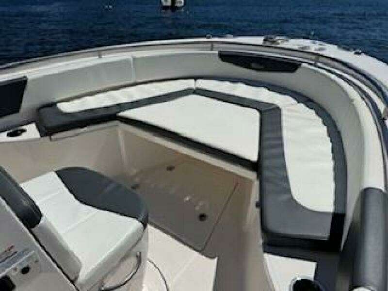 24ft Robalo Yacht For Sale