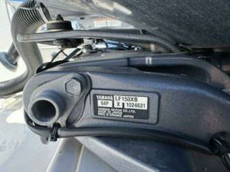 24ft Robalo Yacht For Sale