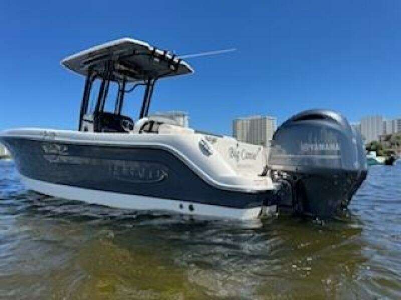 24ft Robalo Yacht For Sale