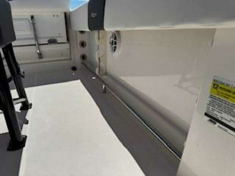 24ft Robalo Yacht For Sale