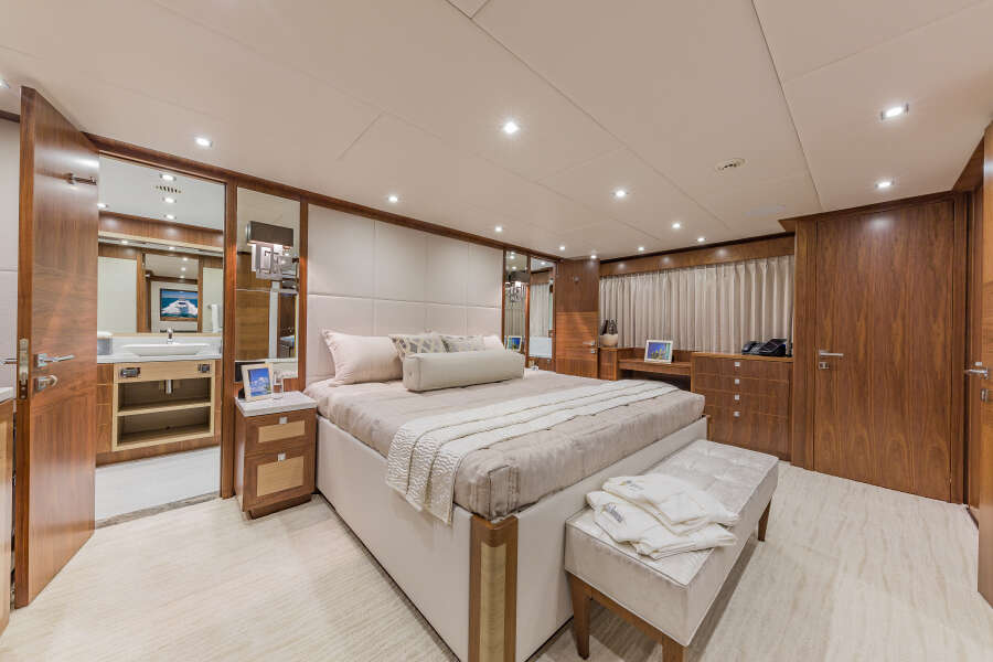 Second Amendment 100ft Hargrave Yacht For Sale