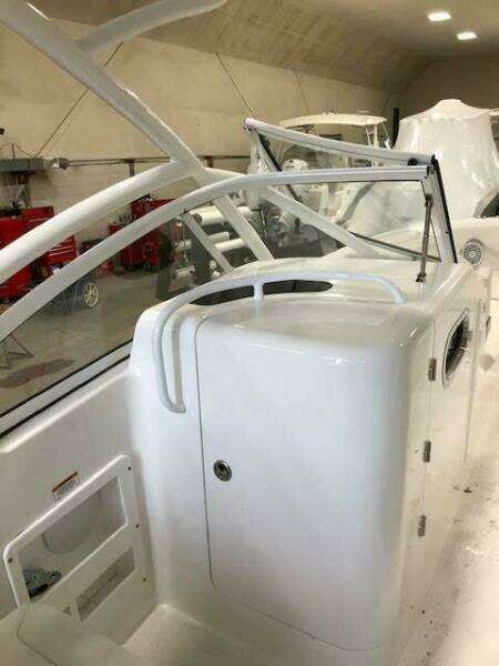 24ft Edgewater Yacht For Sale