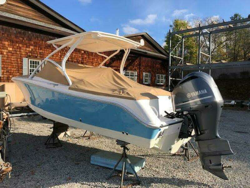 24ft Edgewater Yacht For Sale