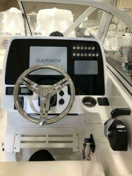 24ft Edgewater Yacht For Sale