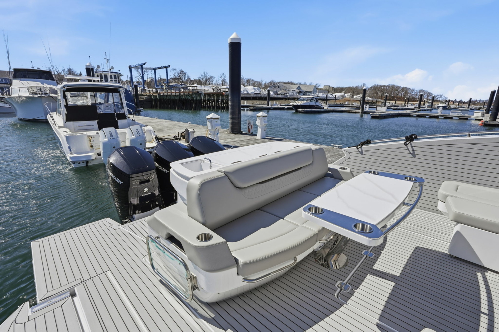 50ft Cruisers Yachts Yacht For Sale