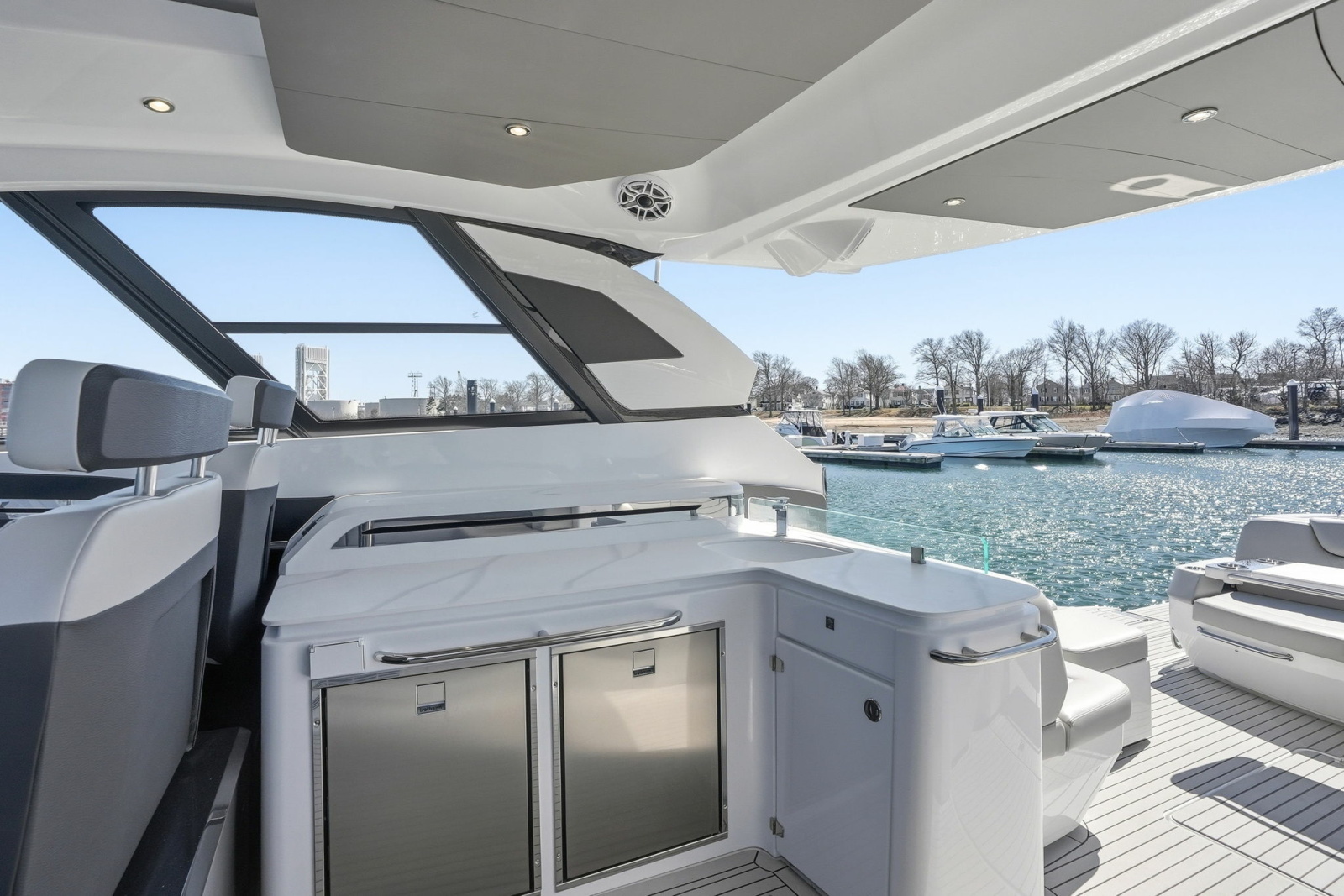 50ft Cruisers Yachts Yacht For Sale