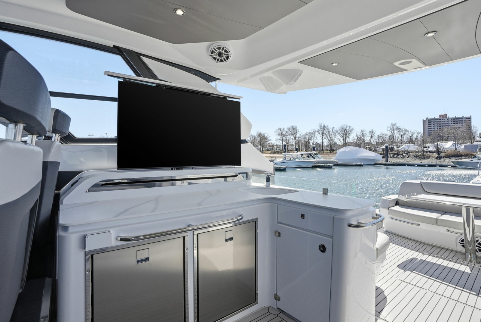 50ft Cruisers Yachts Yacht For Sale