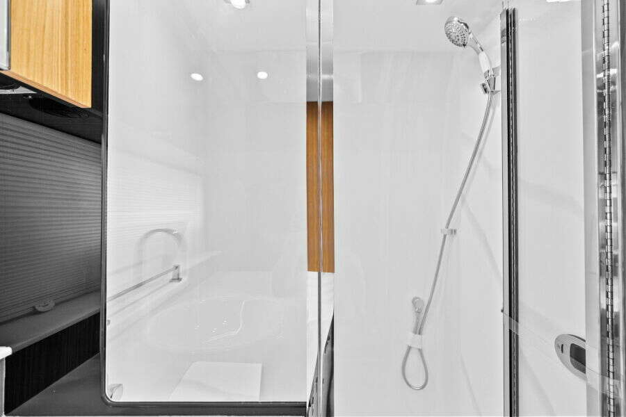 50ft Cruisers Yachts Yacht For Sale