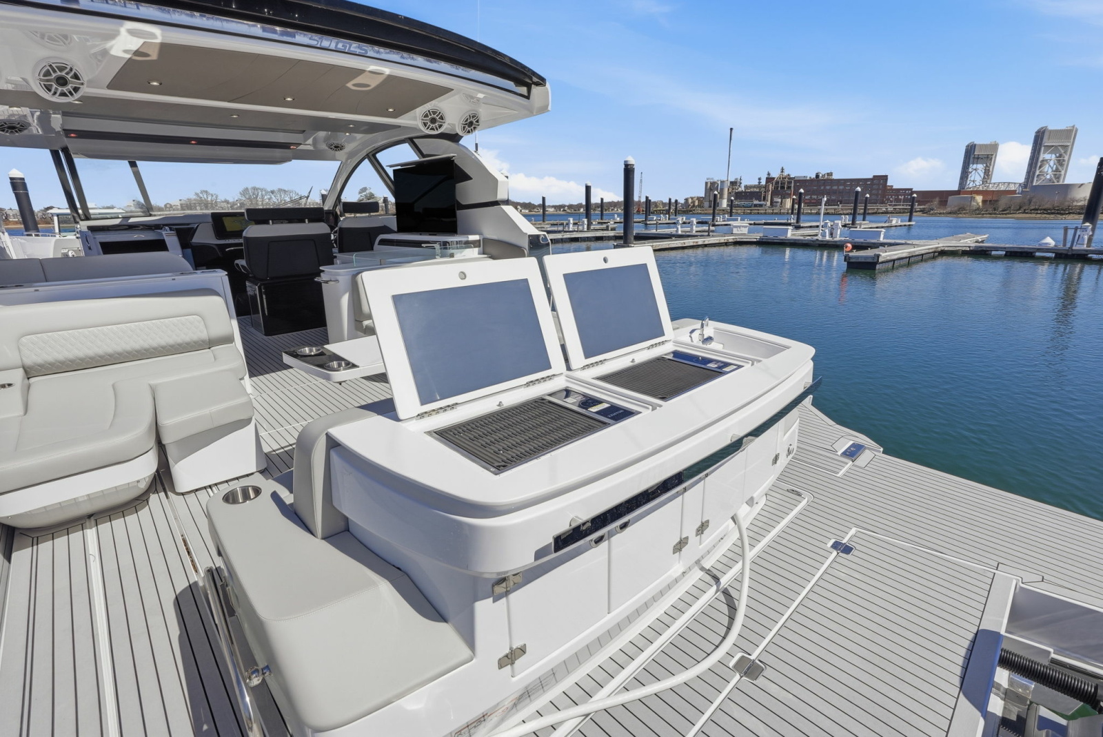 50ft Cruisers Yachts Yacht For Sale