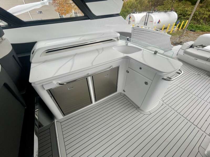 50ft Cruisers Yachts Yacht For Sale