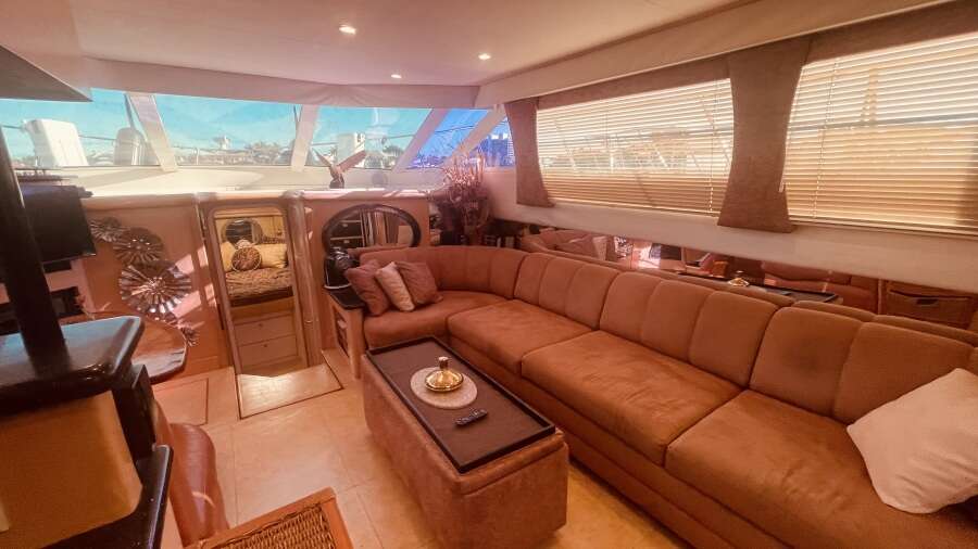 50ft CARVER YACHTS Yacht For Sale