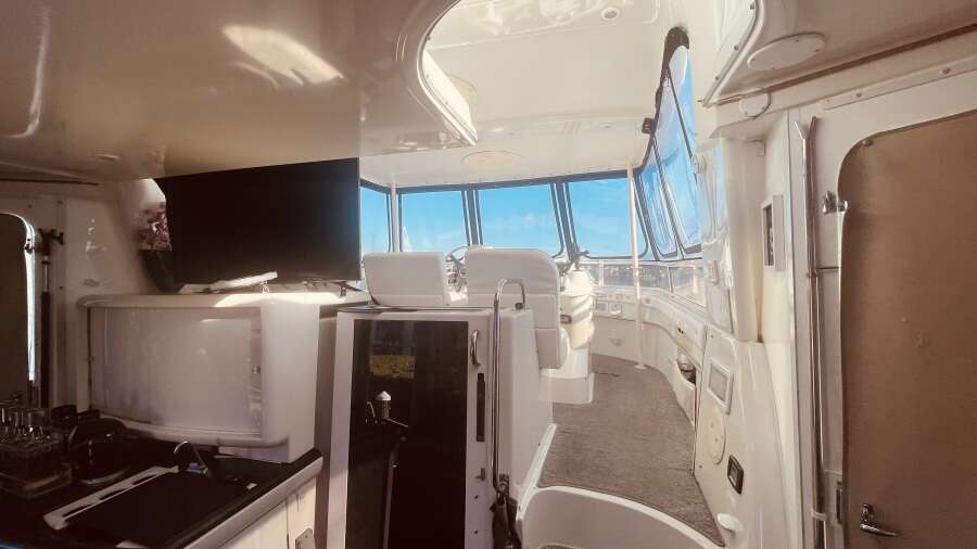 50ft CARVER YACHTS Yacht For Sale