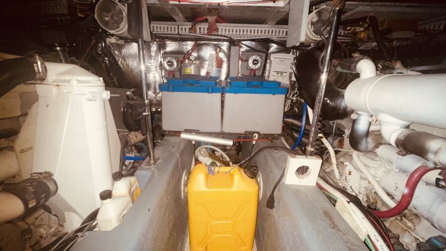 50ft CARVER YACHTS Yacht For Sale